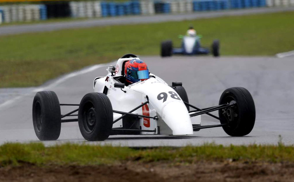 Debutanten Nicolaj Jacobsen blev bedste Zetec-kører i løbet af weekenden.
(Foto: Bengt-Åce Gustavsson)